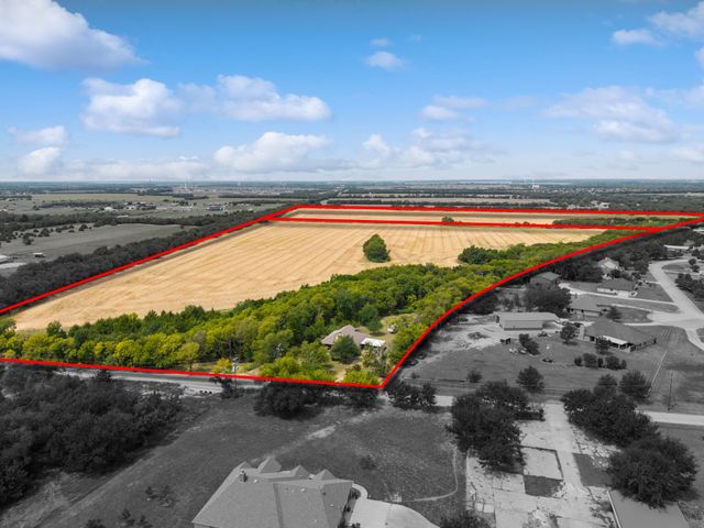 309 West Street, Nevada, TX 75173