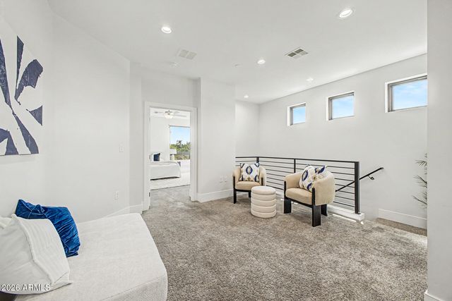 137 E HEARNE Way, Gilbert, AZ 85234