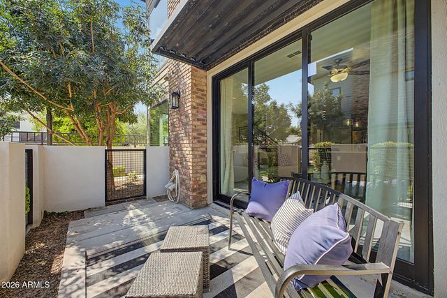 137 E HEARNE Way, Gilbert, AZ 85234