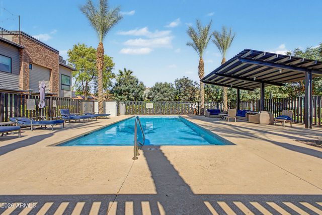 137 E HEARNE Way, Gilbert, AZ 85234