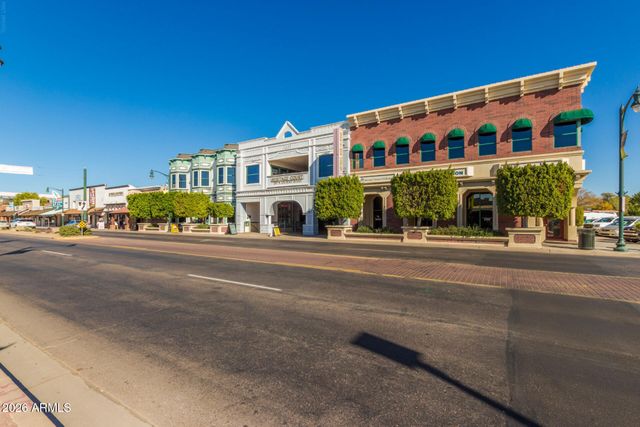 137 E HEARNE Way, Gilbert, AZ 85234
