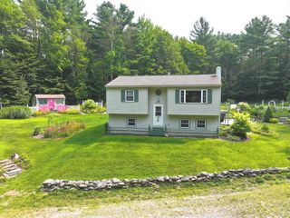 495 Browns Trace, Jericho, VT 05465