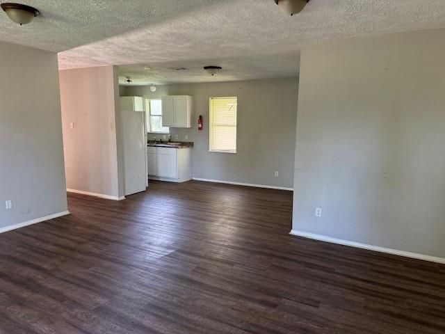 1208 Glendale Street, Dayton, TX 77535