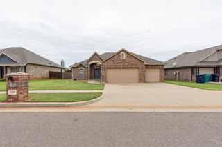 16009 Villa Valeria Way, Edmond, OK 73013