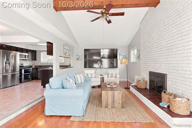 37718 Douglas Court, Sterling Heights, MI 48310