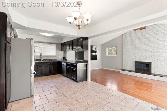 37718 Douglas Court, Sterling Heights, MI 48310