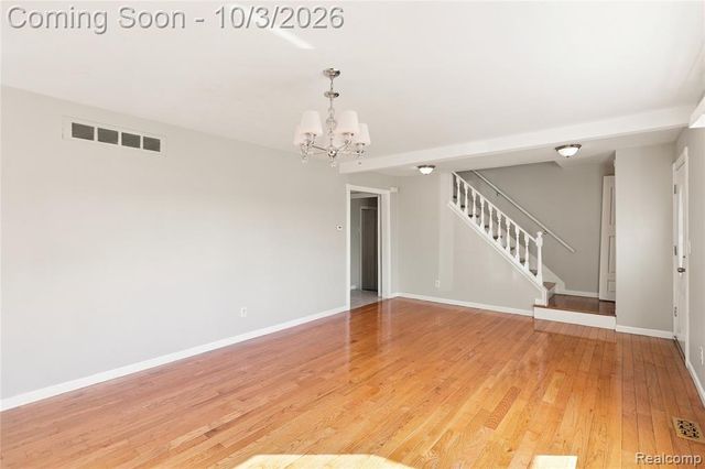 37718 Douglas Court, Sterling Heights, MI 48310