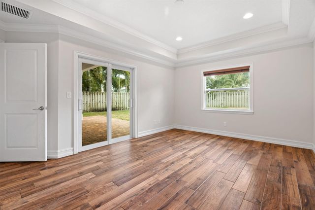 17735 CARVER Avenue, Jupiter, FL 33458