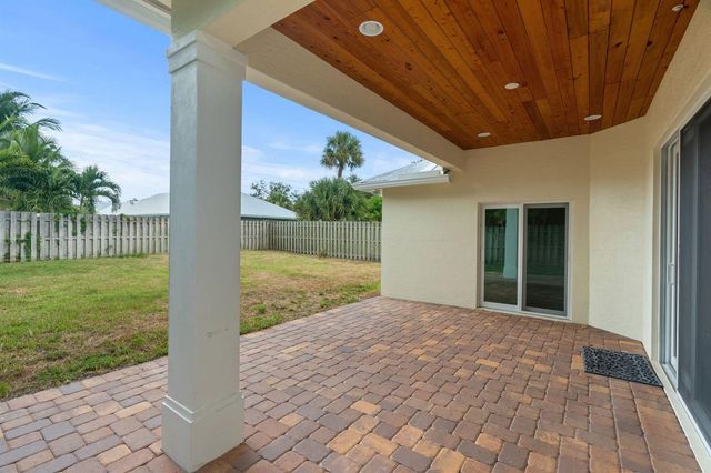 17735 CARVER Avenue, Jupiter, FL 33458