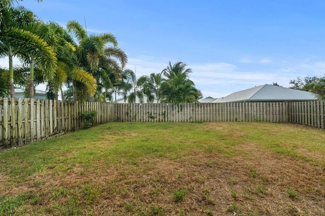17735 CARVER Avenue, Jupiter, FL 33458