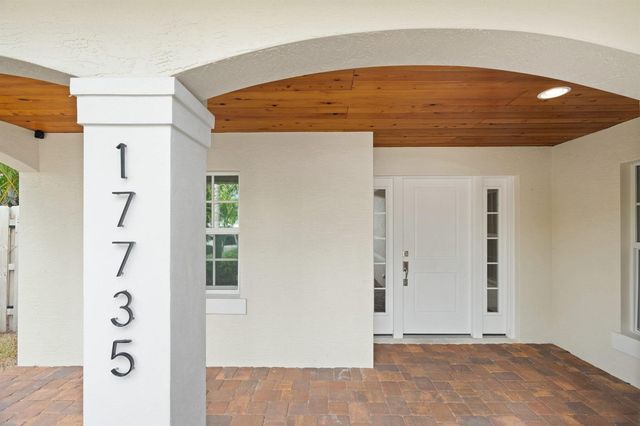 17735 CARVER Avenue, Jupiter, FL 33458