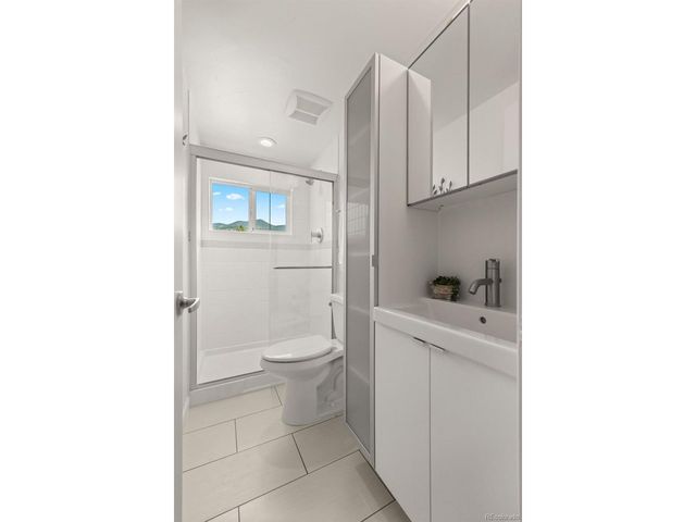 34096 Columbine Cir, Evergreen, CO 80439
