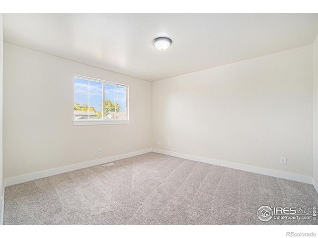 676 Timber View Court, Loveland, CO 80538