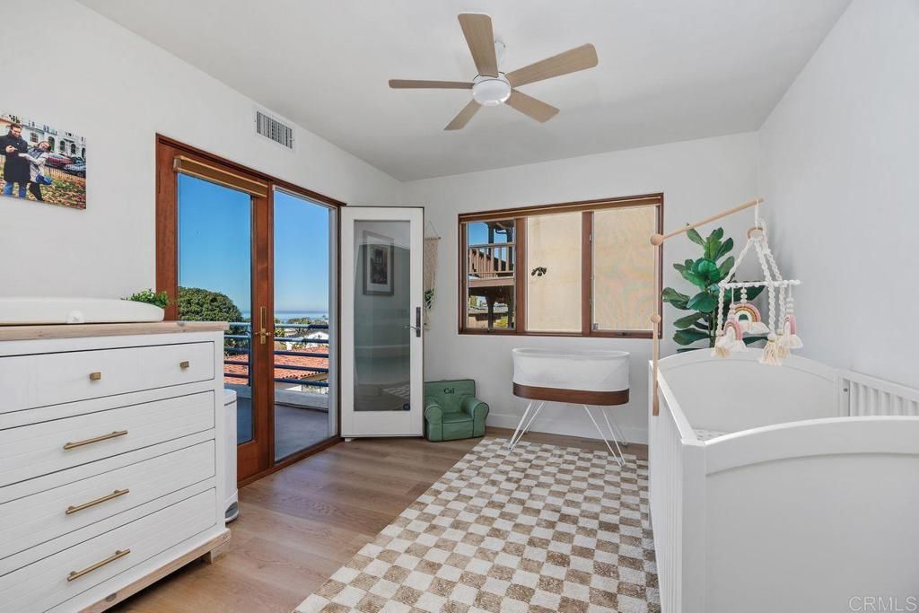 Image 24 of property listing at 612 Barbara Avenue, Solana Beach, CA 92075