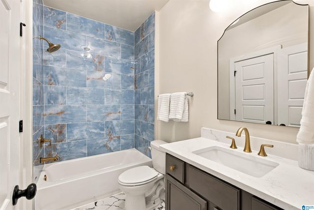 435 LAKE RIDGE DRIVE, Trussville, AL 35173
