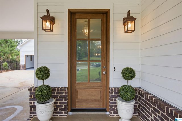 435 LAKE RIDGE DRIVE, Trussville, AL 35173