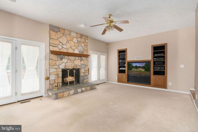 32236 DEEP MEADOW LN, Locust Grove, VA 22508