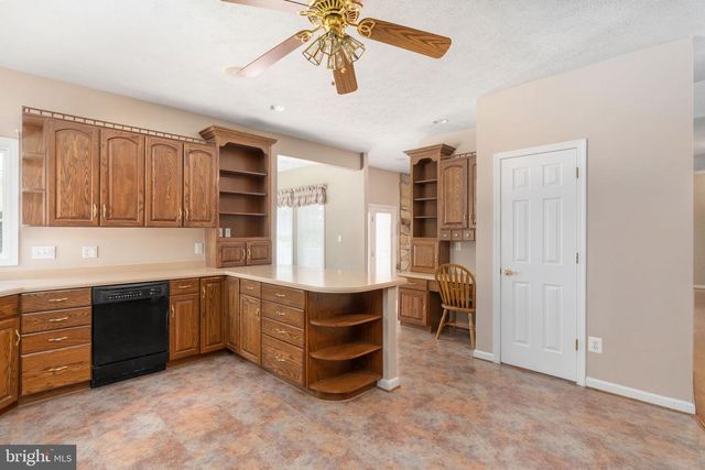 32236 DEEP MEADOW LN, Locust Grove, VA 22508