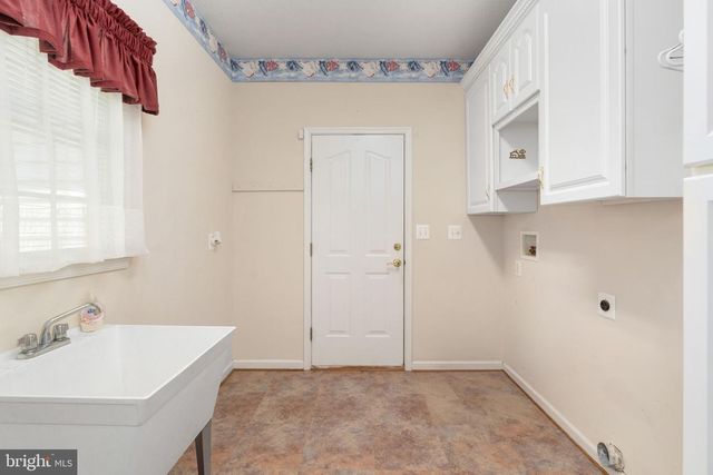 32236 DEEP MEADOW LN, Locust Grove, VA 22508