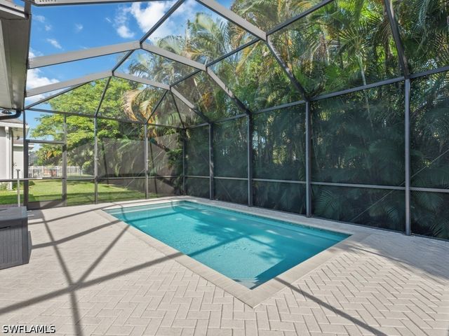 2753 Linda DR, Naples, FL 34112