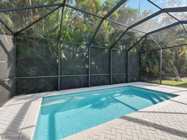 2753 Linda DR, Naples, FL 34112