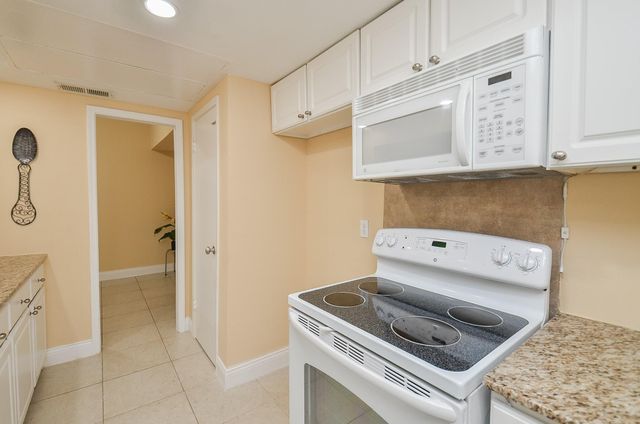 14707 Barryknoll Lane 168, Houston, TX 77079