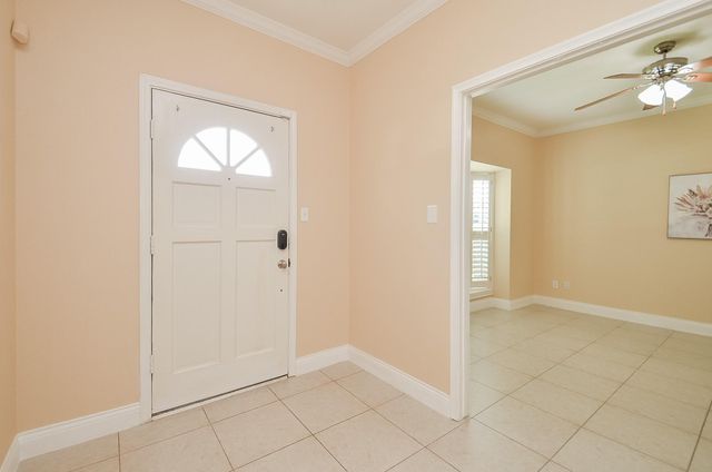 14707 Barryknoll Lane 168, Houston, TX 77079