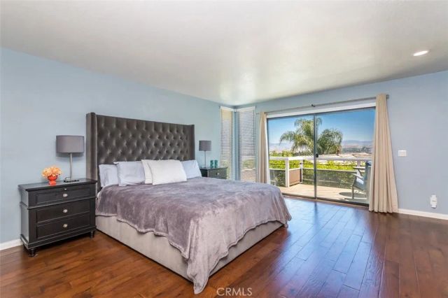24806 Rosepark Court, Newhall, CA 91321