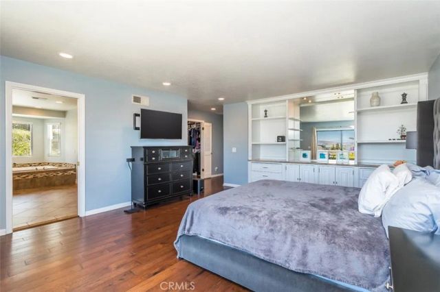 24806 Rosepark Court, Newhall, CA 91321