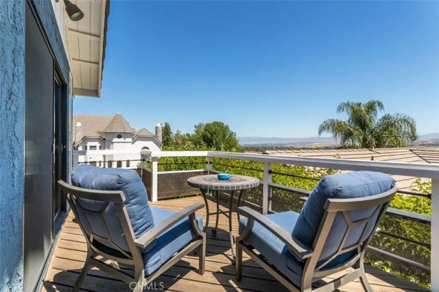 24806 Rosepark Court, Newhall, CA 91321