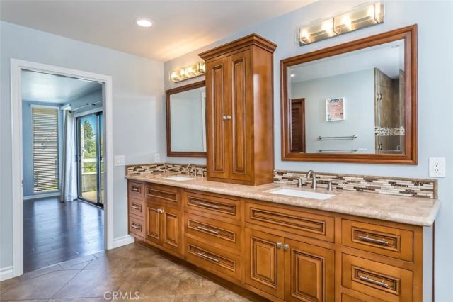 24806 Rosepark Court, Newhall, CA 91321
