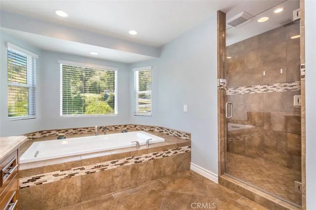 24806 Rosepark Court, Newhall, CA 91321