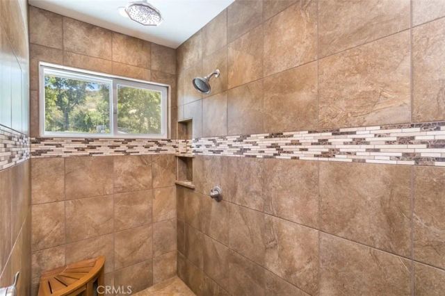 24806 Rosepark Court, Newhall, CA 91321
