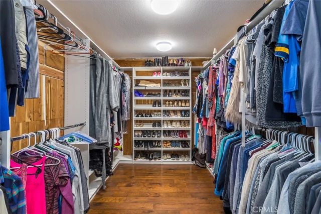 24806 Rosepark Court, Newhall, CA 91321