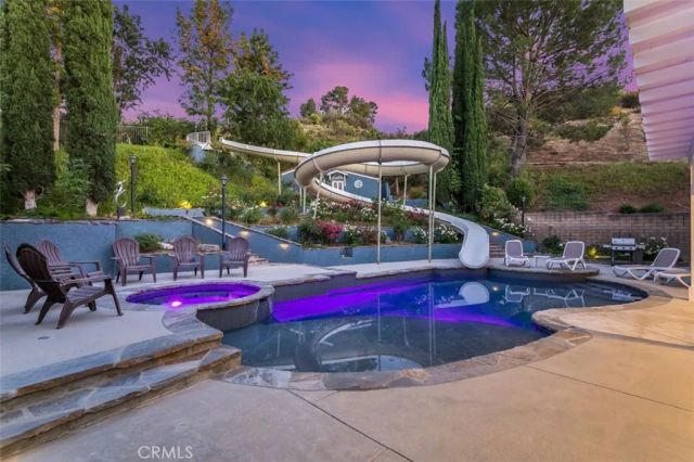 24806 Rosepark Court, Newhall, CA 91321