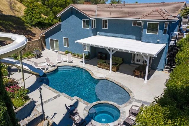 24806 Rosepark Court, Newhall, CA 91321