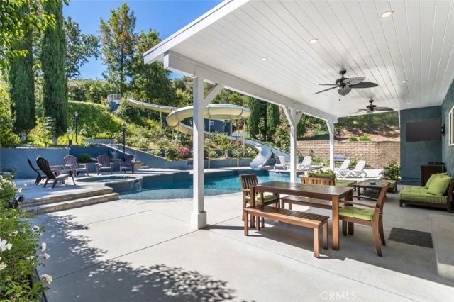24806 Rosepark Court, Newhall, CA 91321