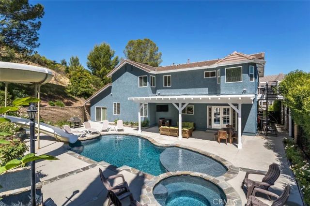 24806 Rosepark Court, Newhall, CA 91321