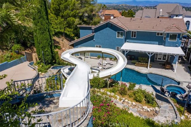24806 Rosepark Court, Newhall, CA 91321