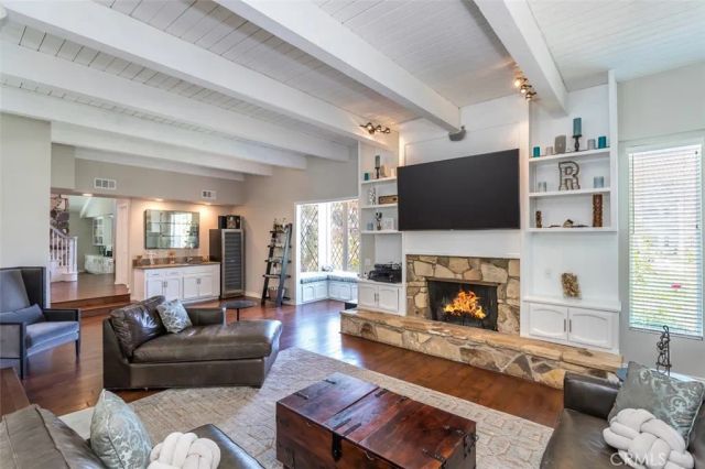 24806 Rosepark Court, Newhall, CA 91321