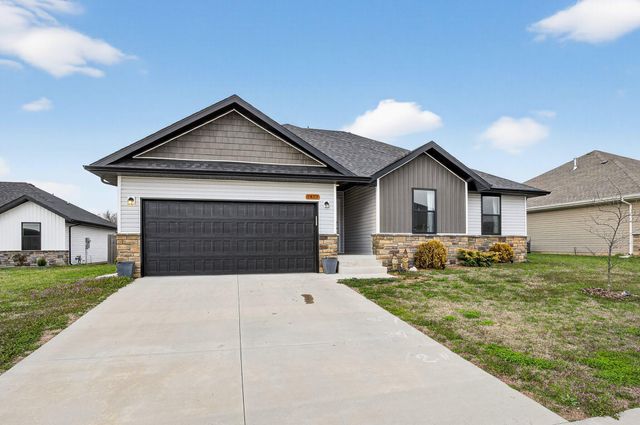 1479 E Drayton Court, Republic, MO 65738