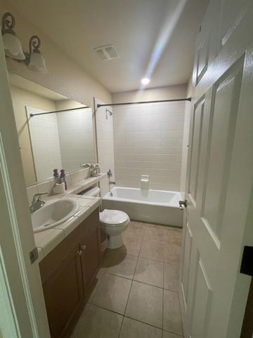 2780 Amalfi, Chowchilla, CA 93610