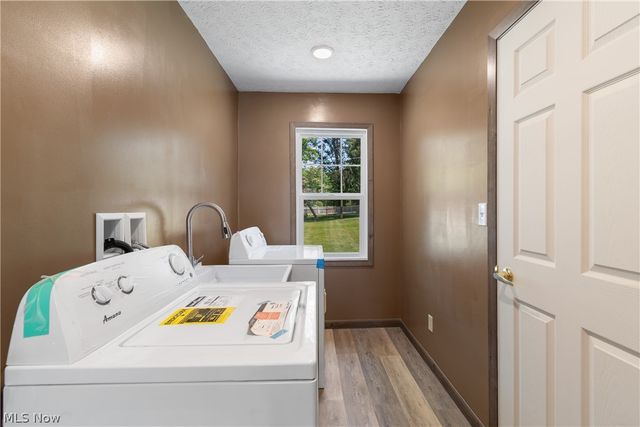 3865 Silver Wood Drive, Stow, OH 44224