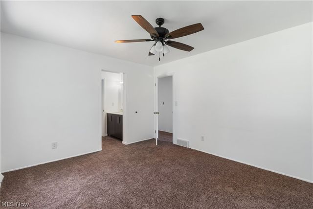 3865 Silver Wood Drive, Stow, OH 44224