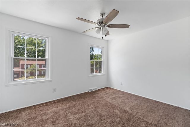 3865 Silver Wood Drive, Stow, OH 44224