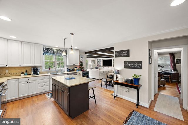 10 VINING LN, Wilmington, DE 19807