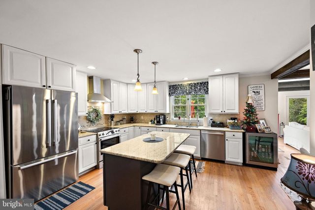10 VINING LN, Wilmington, DE 19807