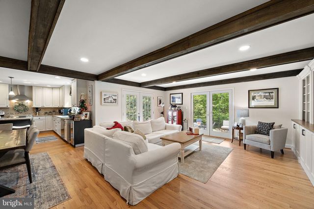 10 VINING LN, Wilmington, DE 19807