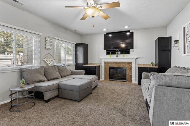 2822 O'Shea Drive, Lincoln, NE 68516