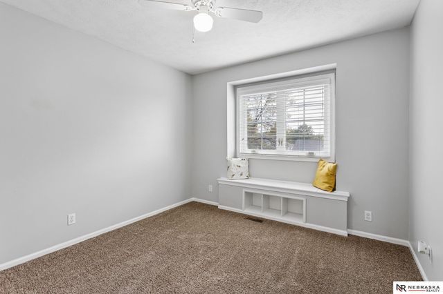 2822 O'Shea Drive, Lincoln, NE 68516